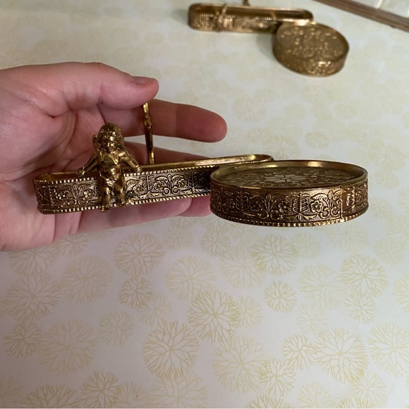 Vintage Brass Teacup & saucer display holders brass filigree ornate Victorian - Picture 8 of 10